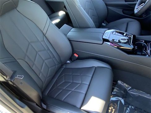 New 2025 BMW 530i w/ M Sport Package image 11