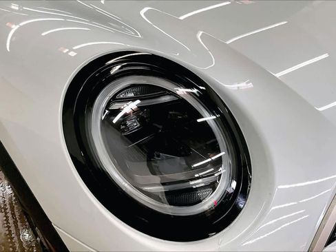 Certified 2025 MINI Cooper S image 30