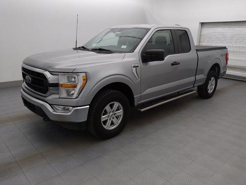 Used 2022 Ford F150 XLT image 2