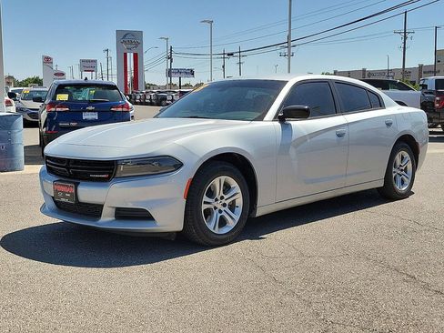 Used 2023 Dodge Charger SXT RWD image 5