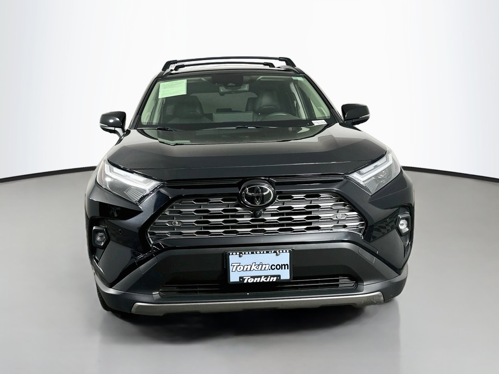 Certified 2025 Toyota RAV4 Limited w/ Advanced Technology Package AWD/4WD image 2