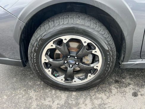 Used 2022 Subaru Crosstrek 2.0i Premium w/ Moonroof Package image 16