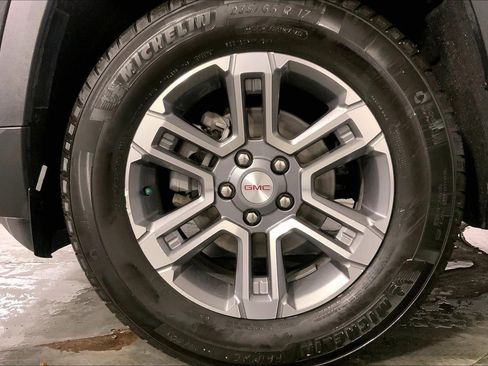 Used 2025 GMC Terrain Elevation AWD/4WD image 9