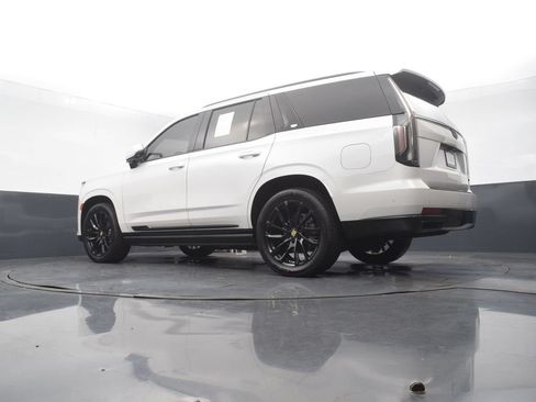 Used 2021 Cadillac Escalade Sport w/ Driver Assist Tech Package AWD/4WD image 56