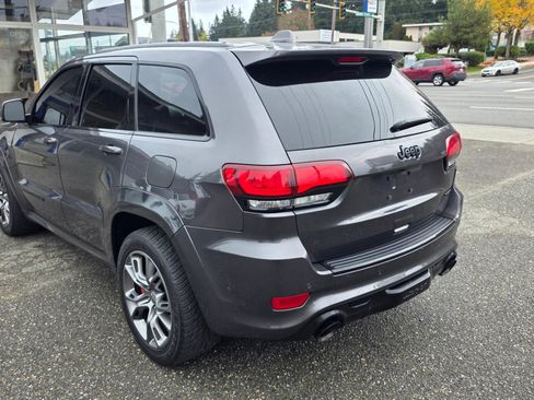 Used 2018 Jeep Grand Cherokee SRT AWD/4WD image 7