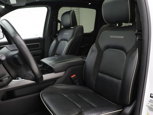 Used 2023 RAM 1500 Laramie AWD/4WD image 18