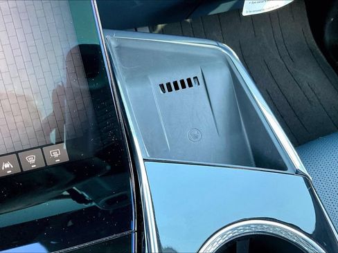 Certified 2025 Cadillac Escalade IQ Luxury 2 w/ LPO, Premium Carpet Package AWD/4WD image 25
