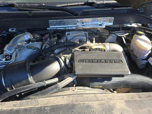 Used 2018 Chevrolet Silverado 3500 LTZ w/ Duramax Plus Package image 17