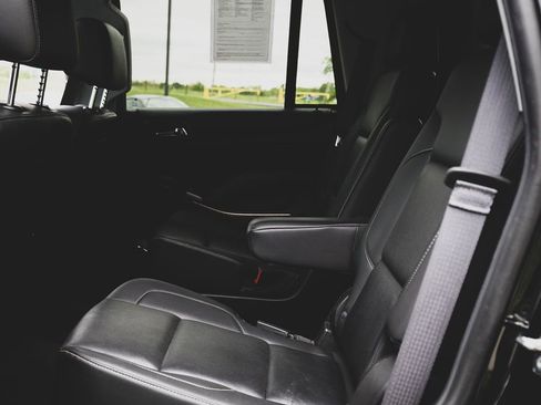 Used 2015 Chevrolet Tahoe LTZ AWD/4WD image 26