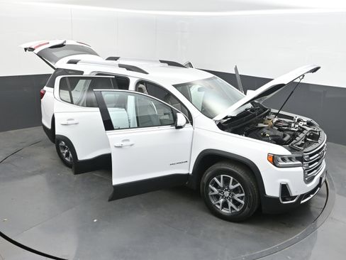 Used 2022 GMC Acadia SLT FWD image 40