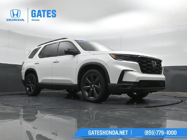 Certified 2025 Honda Pilot Sport image 39