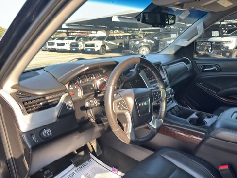 Used 2016 GMC Yukon SLT w/ Open Road Package RWD image 13