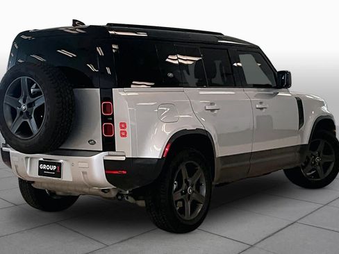 Used 2022 Land Rover Defender 110 AWD/4WD image 12