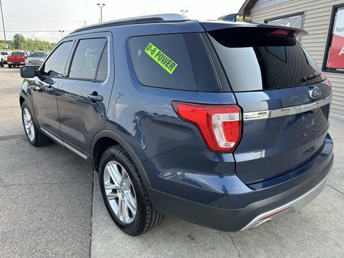 Used 2016 Ford Explorer XLT w/ Equipment Group 202A AWD/4WD image 7