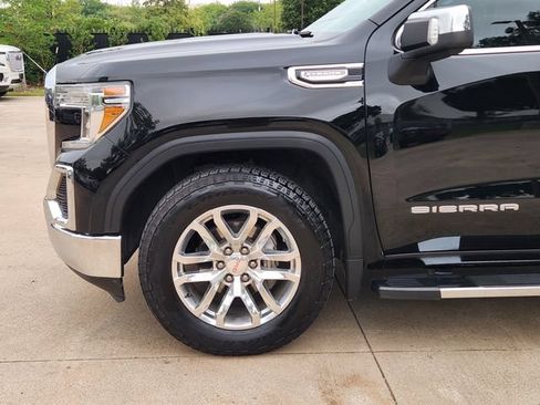 Used 2020 GMC Sierra 1500 SLT RWD image 8