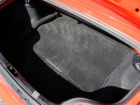 Used 2005 BMW Z4 2.5i image 8