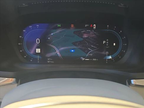 Used 2024 Volvo S60 B5 Plus image 10