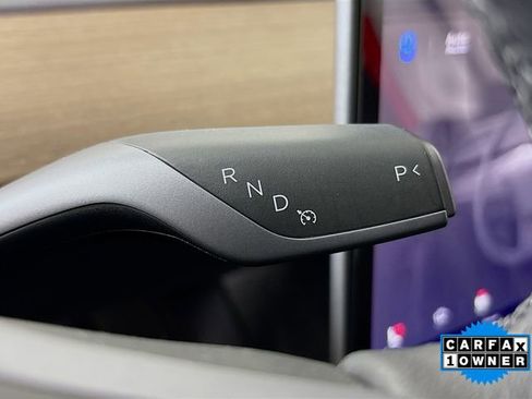 Used 2023 Tesla Model Y Performance image 16