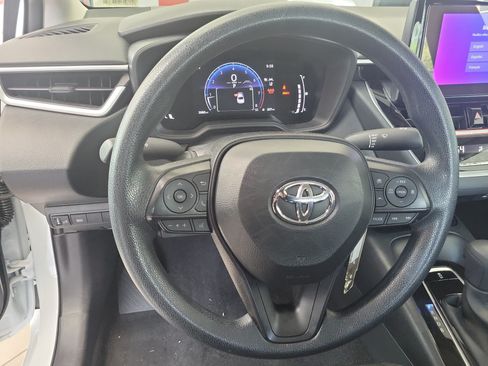 Used 2026 Toyota Corolla LE FWD image 25