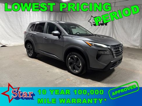 Used 2025 Nissan Rogue SV FWD image 1