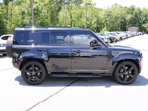 Used 2022 Land Rover Defender 110 X-Dynamic HSE AWD/4WD image 8
