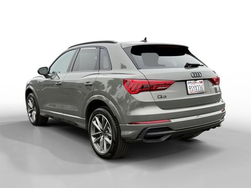 Certified 2025 Audi Q3 2.0T Premium w/ Convenience Package image 3