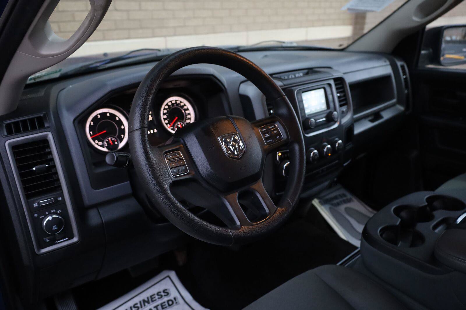 Used 2015 RAM 1500 Express RWD image 15