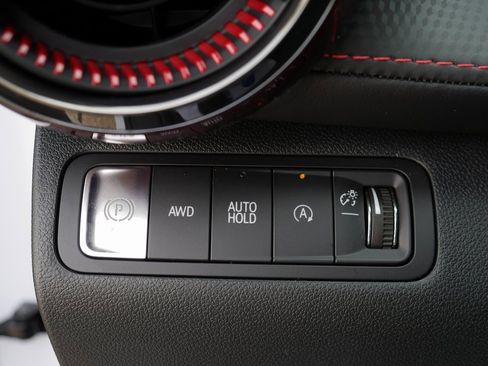 New 2026 Chevrolet Equinox RS image 11