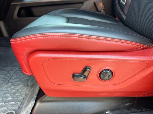 Used 2025 RAM 1500 Rebel AWD/4WD image 11