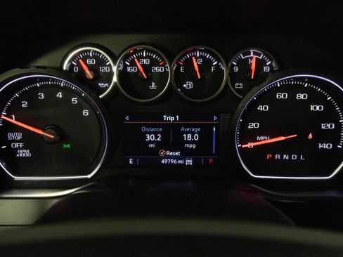 Used 2021 Chevrolet Silverado 1500 RST image 29