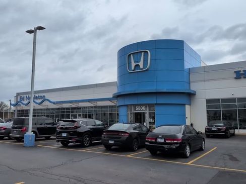 Used 2025 Jeep Compass Trailhawk image 25