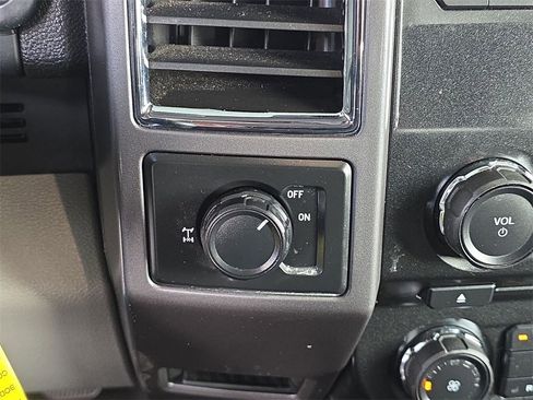 Used 2016 Ford F150 XLT w/ Equipment Group 301A Mid image 16