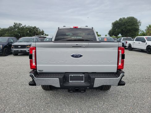 New 2026 Ford F250 Lariat w/ Chrome Package image 8