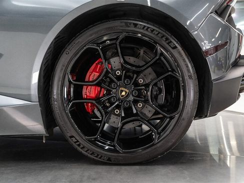 Used 2016 Lamborghini Huracan LP 580-2 RWD image 96