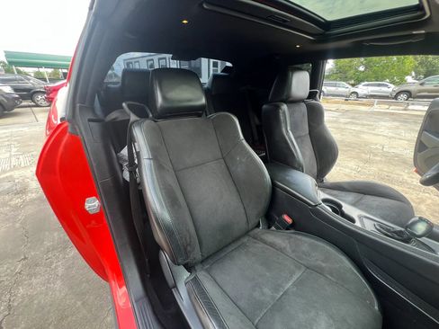 Used 2020 Dodge Challenger GT w/ Plus Package RWD image 15