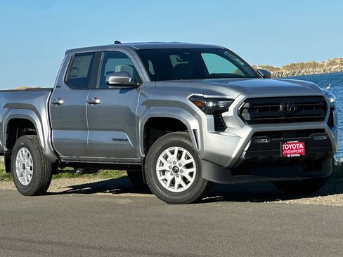 New 2025 Toyota Tacoma SR5 image 2