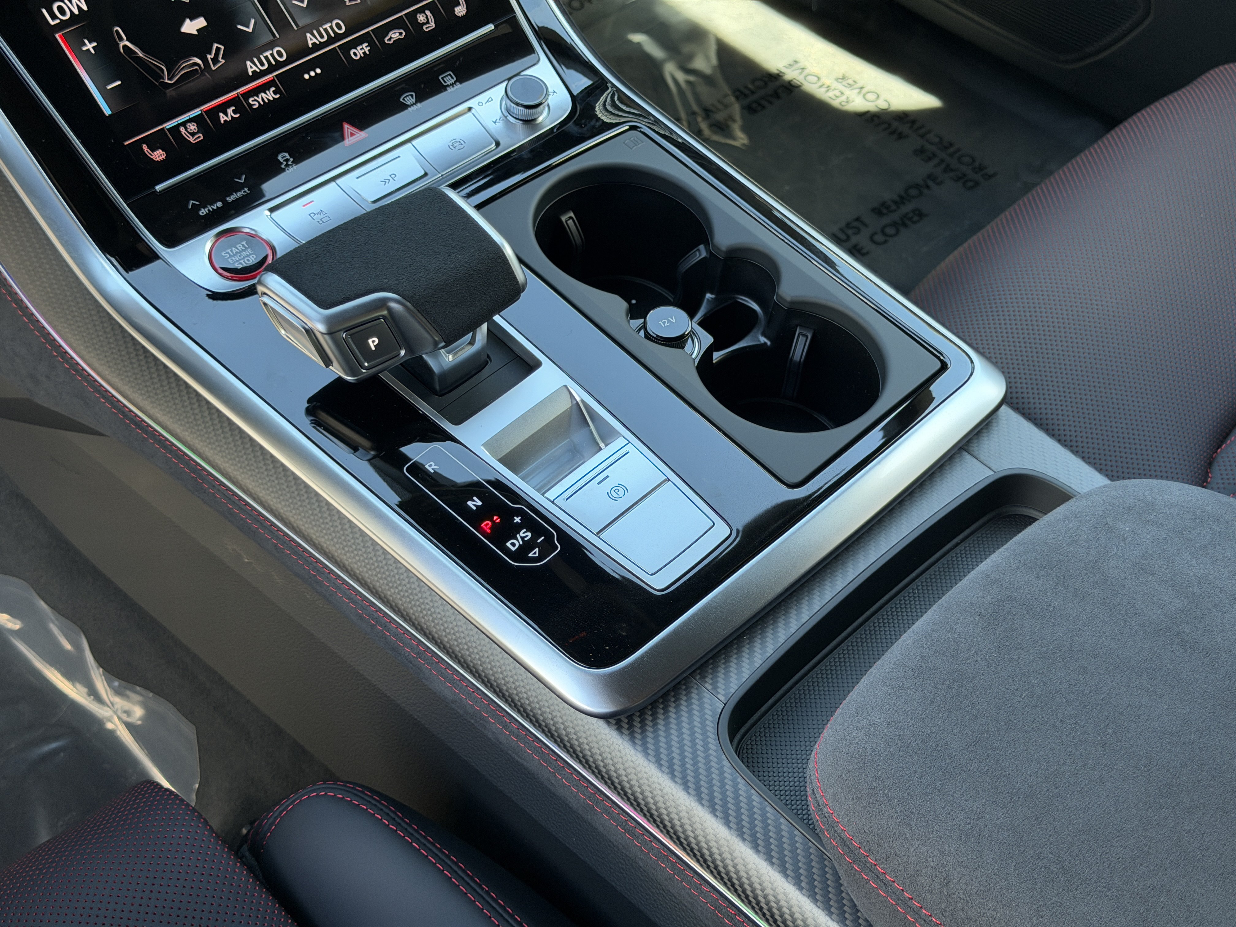 New 2027 Audi RS Q8 performance AWD/4WD image 30