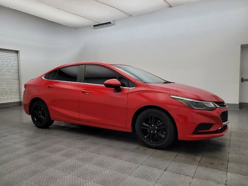 Used 2017 Chevrolet Cruze LT image 11