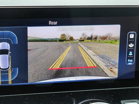 Certified 2025 Mercedes-Benz GLA 250 4MATIC image 22