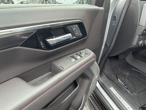 New 2026 Chevrolet Suburban RST w/ Comfort Package AWD/4WD image 16