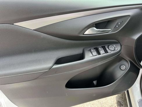 New 2026 Buick Envista Avenir FWD image 20