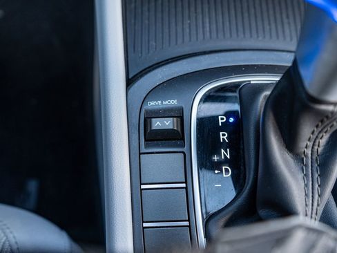 Certified 2025 Hyundai Kona SE image 29