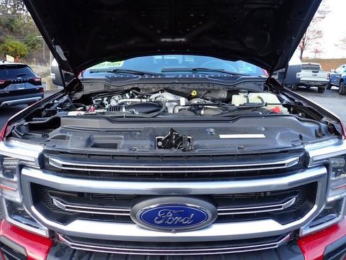 Certified 2022 Ford F250 Platinum image 16