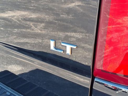 Used 2022 Chevrolet Silverado 1500 LT Trail Boss w/ Bed Protection Package image 28