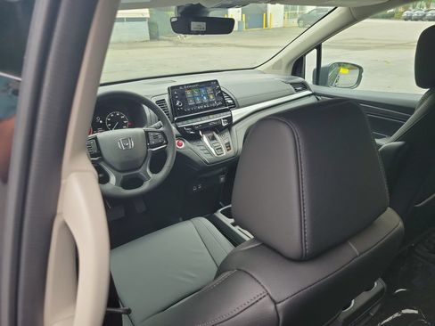New 2026 Honda Odyssey EX-L image 11