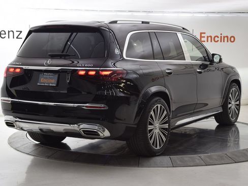 Certified 2024 Mercedes-Benz Maybach GLS 600 4MATIC image 6
