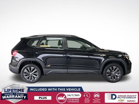 Used 2024 Volkswagen Taos S FWD image 2