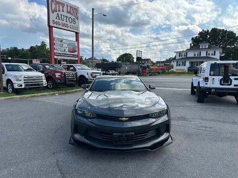 Used 2017 Chevrolet Camaro LT RWD image 2