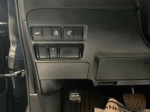 Used 2024 Nissan Armada SL w/ Midnight Edition Package image 8