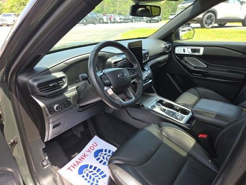 Used 2022 Ford Explorer ST w/ Equipment Group 401A AWD/4WD image 34